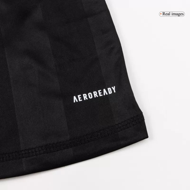 Liverpool Goalkeeper Soccer Jersey 2025/26 - Black