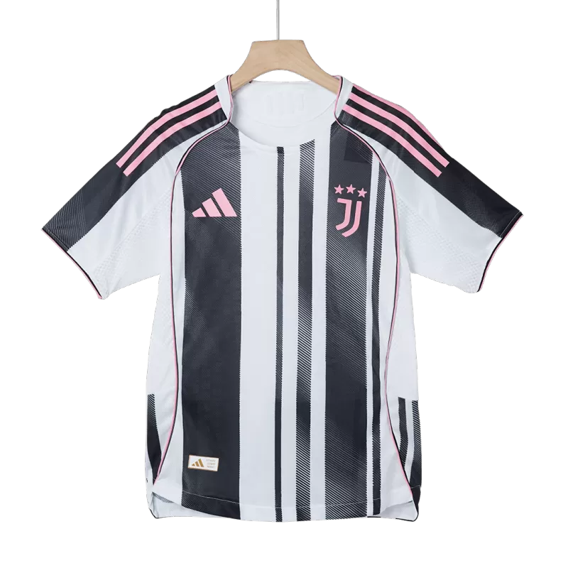 Player Version Juventus Home Soccer Jersey 2025/26