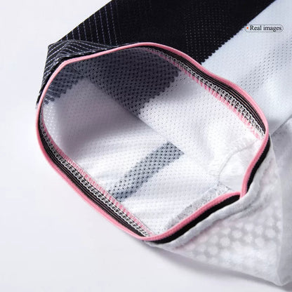 Player Version Juventus Home Soccer Jersey 2025/26