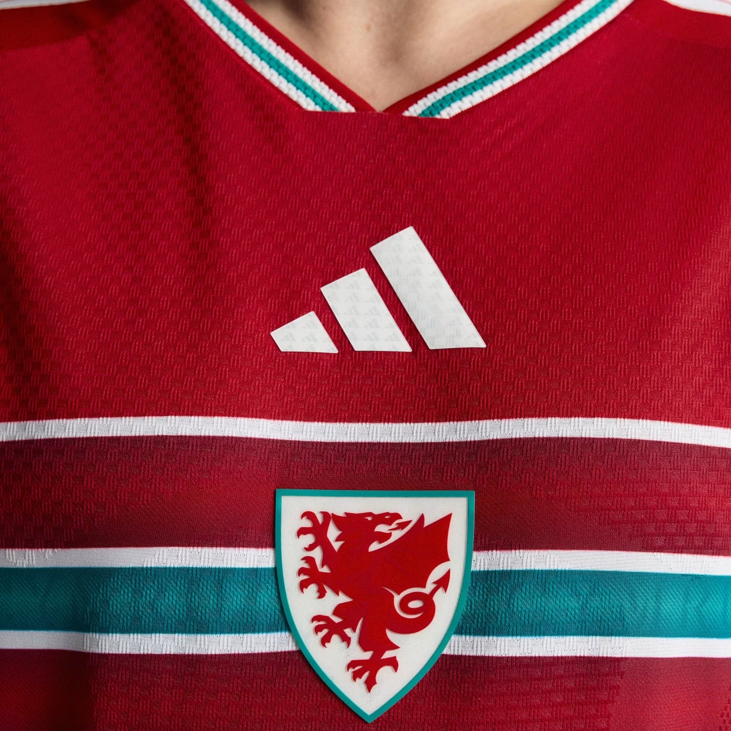 Player Version Wales Home Soccer Jersey 2026